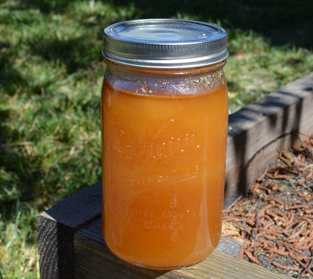local-honey-in-a-jar